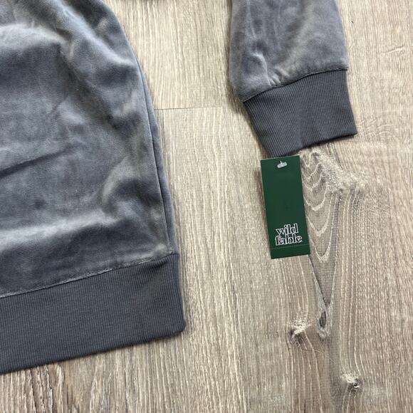 Wild Fable Women's Gray Velour Quarter Zip Tunic Sweatshirt - Size Medium - NWT - Picture 4 of 6